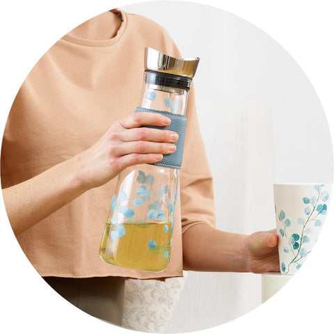 Carafe en Verre Eve Eucalyptus 1,25 L – Filtre Inox pour Thé, Café et Eau Infusée